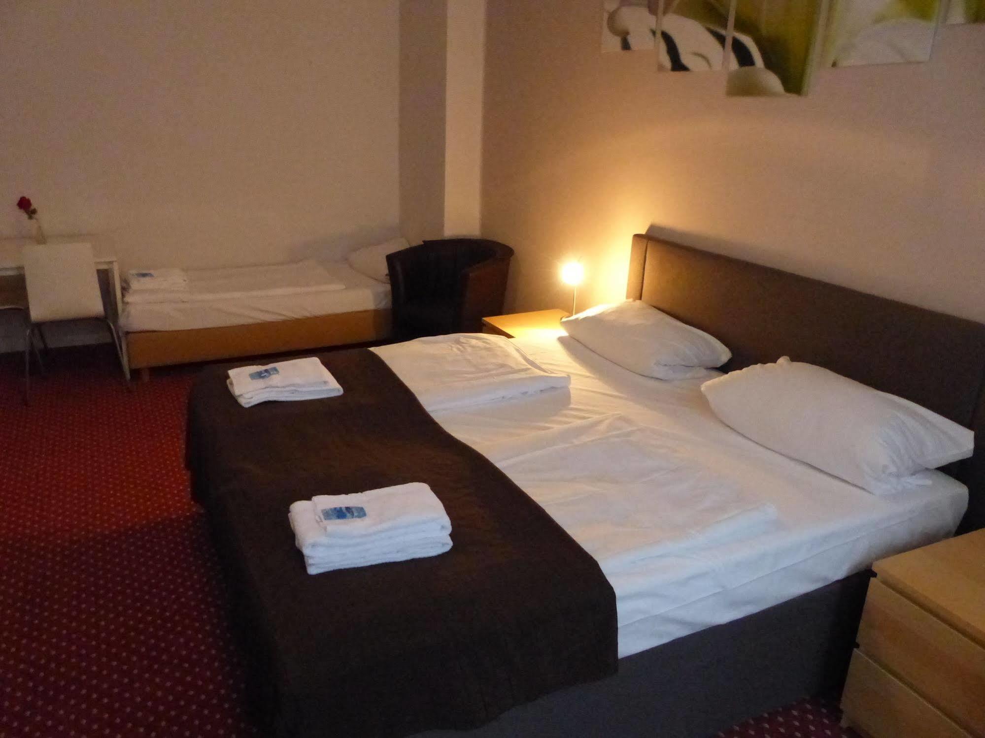 Hotel Elegia Am Kurfuerstendamm Berlin Extérieur photo